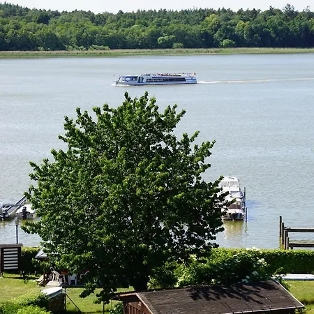 Mit Blick Auf Wasser Apartman Rheinsberg