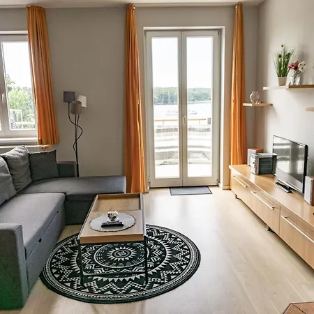 Appartement Mit Blick Auf Wasser